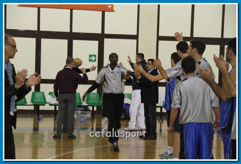 121223 Aquila 085_tn.jpg